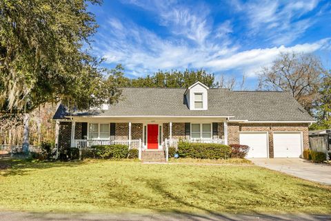 A home in Moncks Corner