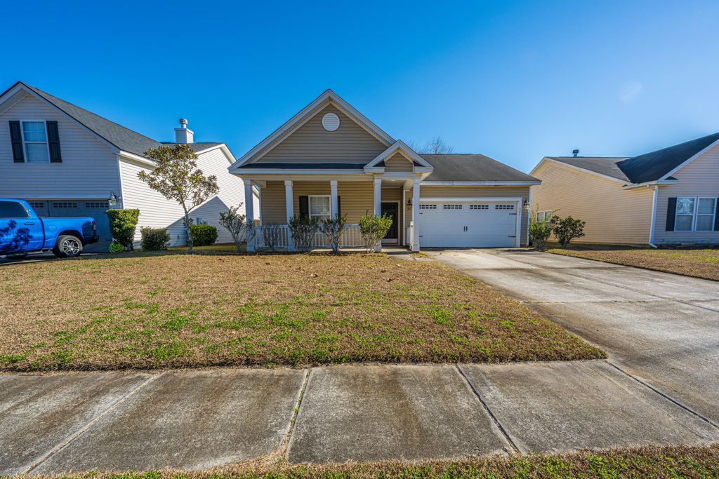 Photo of 321 Killarney Trail, Moncks Corner, SC 29461 (MLS # 26001165)