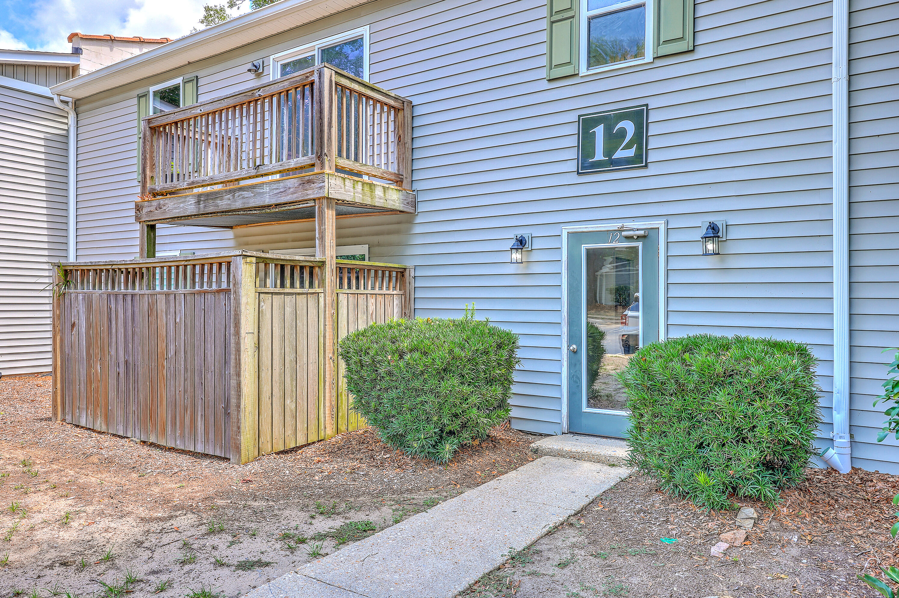 1402 Camp Road 12f