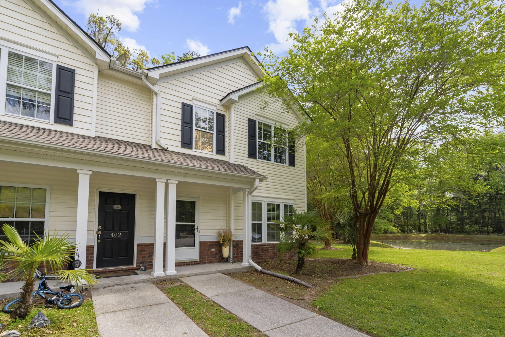 400 Chinquapin Drive
