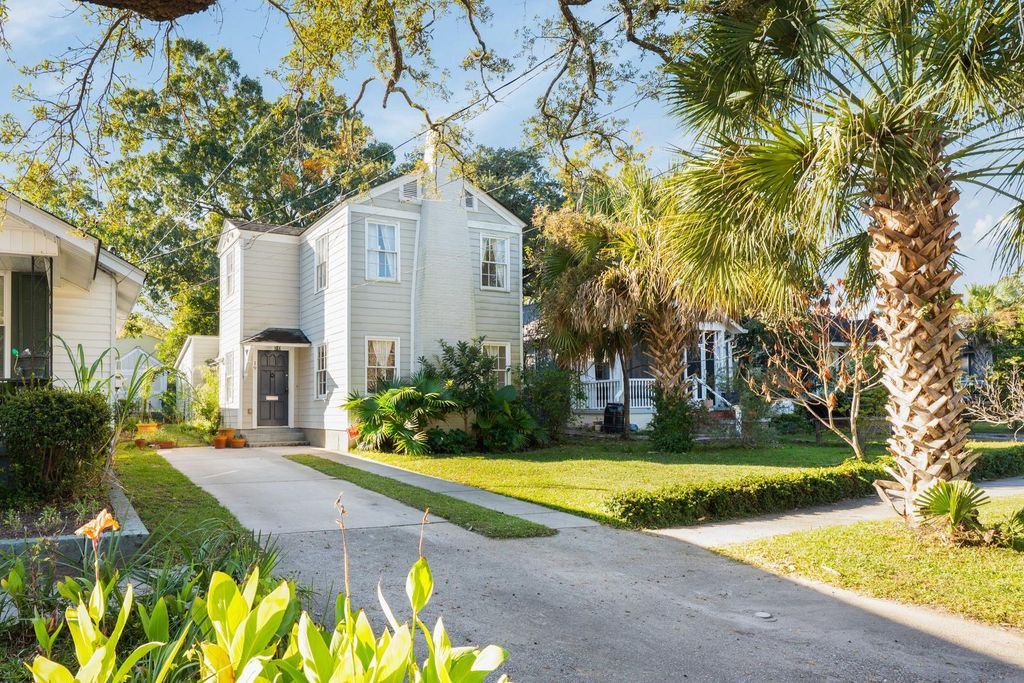 Photo of 19 Gordon Street, Charleston, SC 29403 (MLS # 26014356)
