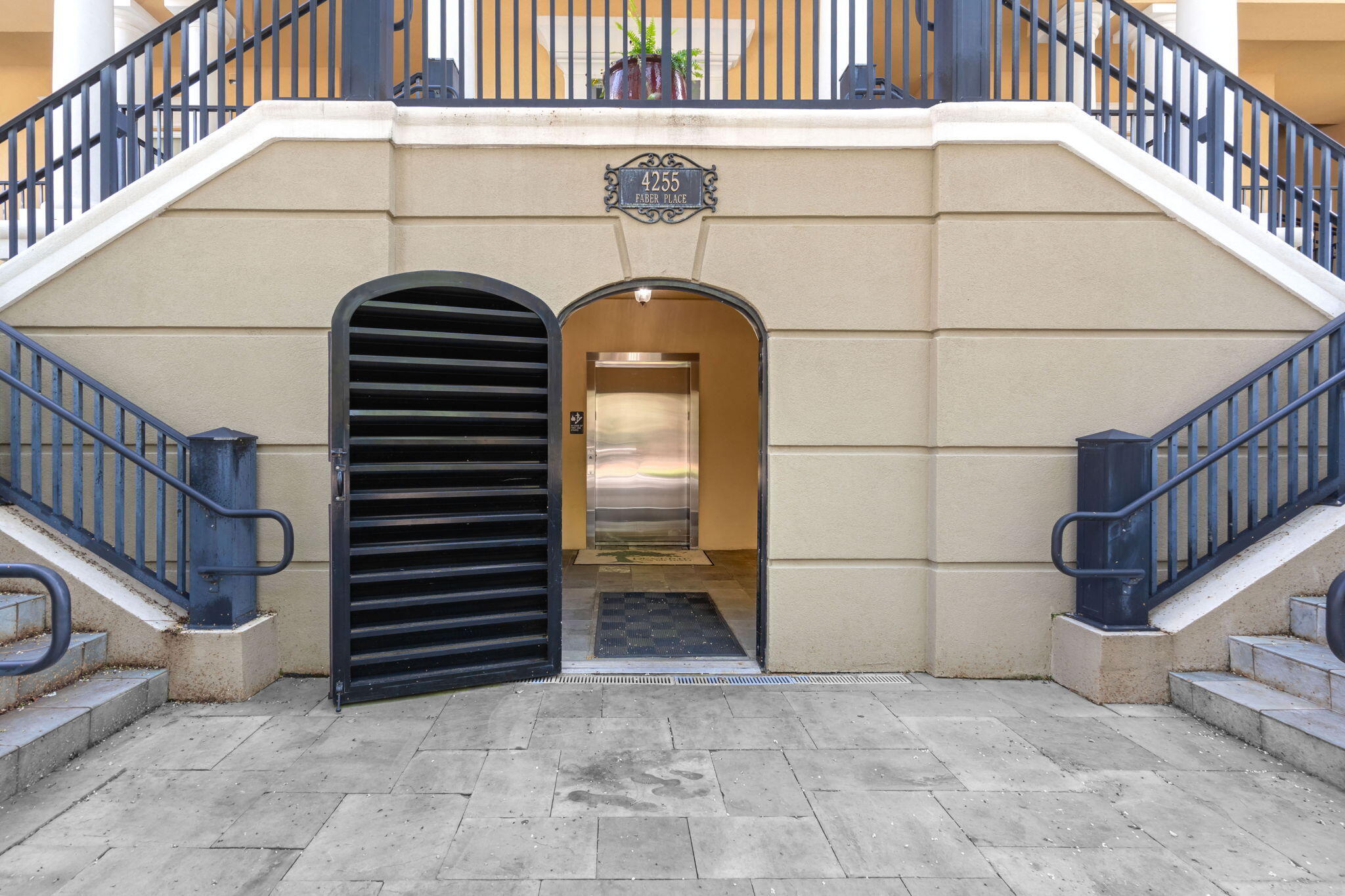 4255 Faber Place Drive Unit 4304