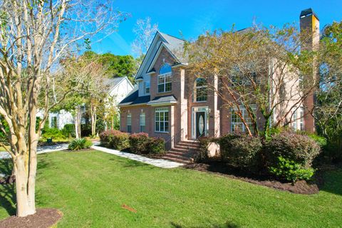 Photo of 1913 Dunes Mill Way, Mount Pleasant, SC 29466 (MLS # 25030189)