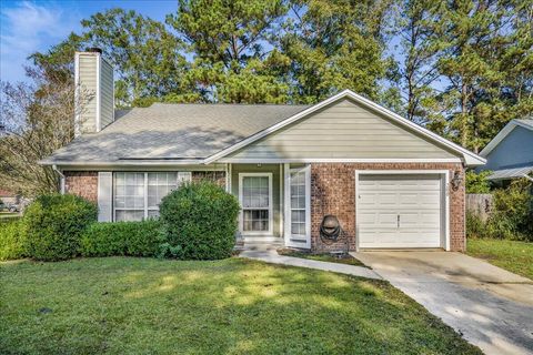 A home in Summerville