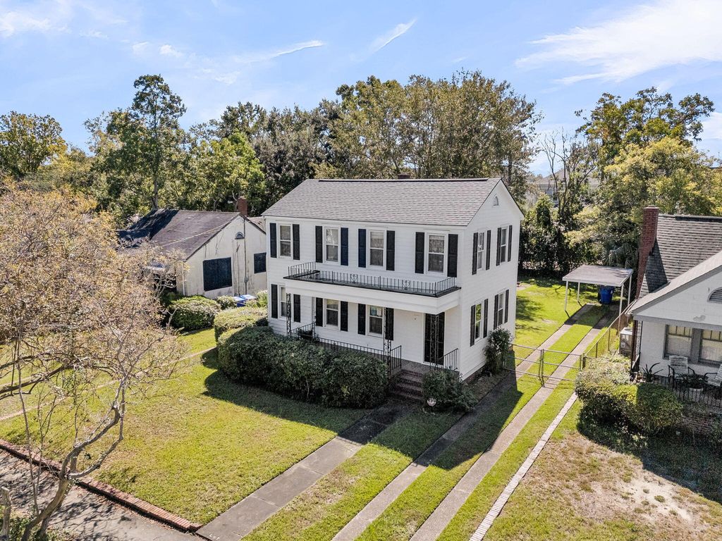 Photo of 251 W Poplar Street, Charleston, SC 29403 (MLS # 25028176)
