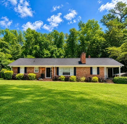 115 WOODLAWN ST, WALTERBORO, SC 29488 - Image d75e2cf0393ded764e2a970324d61b05/1961498189