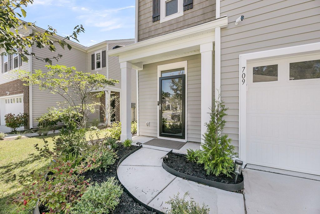 Photo of 709 Pepperbush Street, Charleston, SC 29414 (MLS # 25024303)