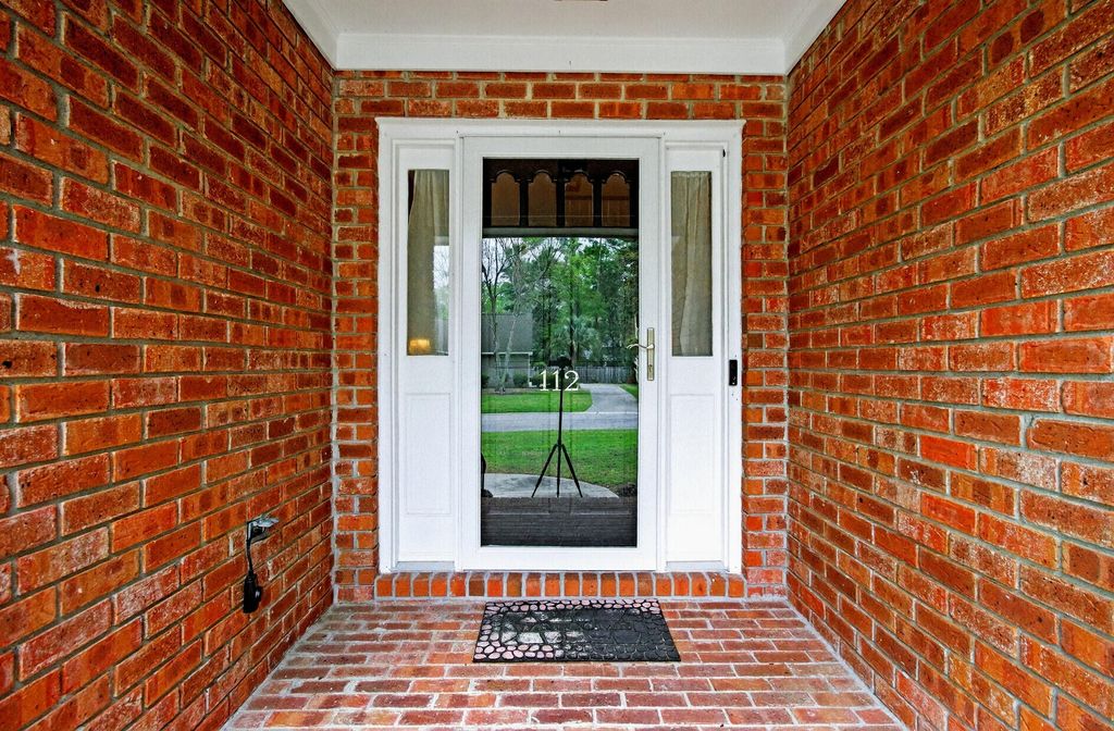 Photo of 112 Delaney Circle, Summerville, SC 29485 (MLS # 26008496)