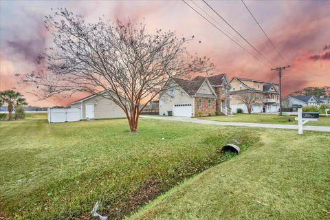 A home in Moncks Corner