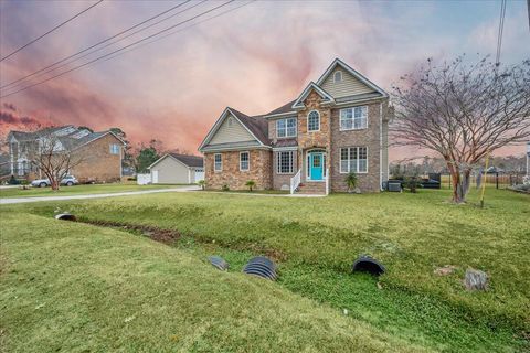 A home in Moncks Corner