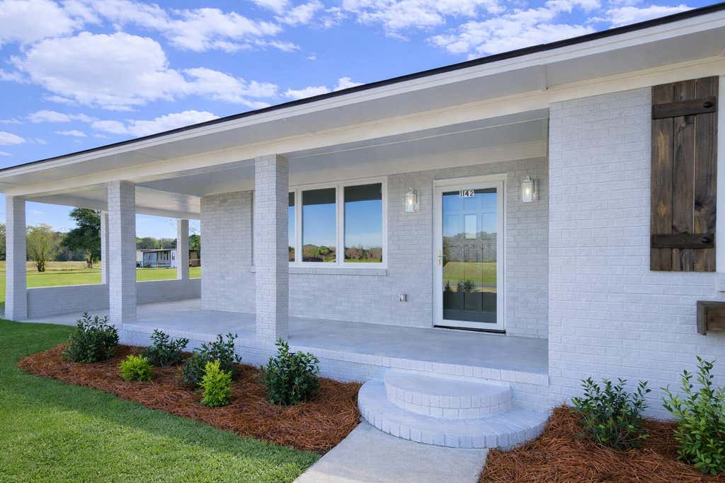 Photo of 1142 Pearson Road, Manning, SC 29102 (MLS # 26023069)