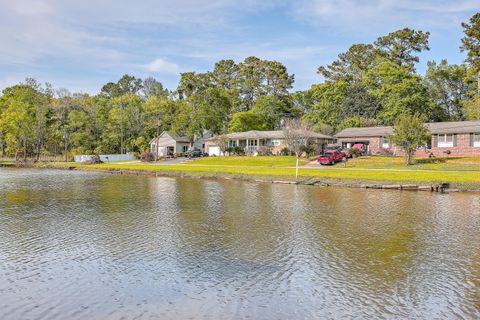 A home in Hanahan