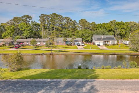 A home in Hanahan