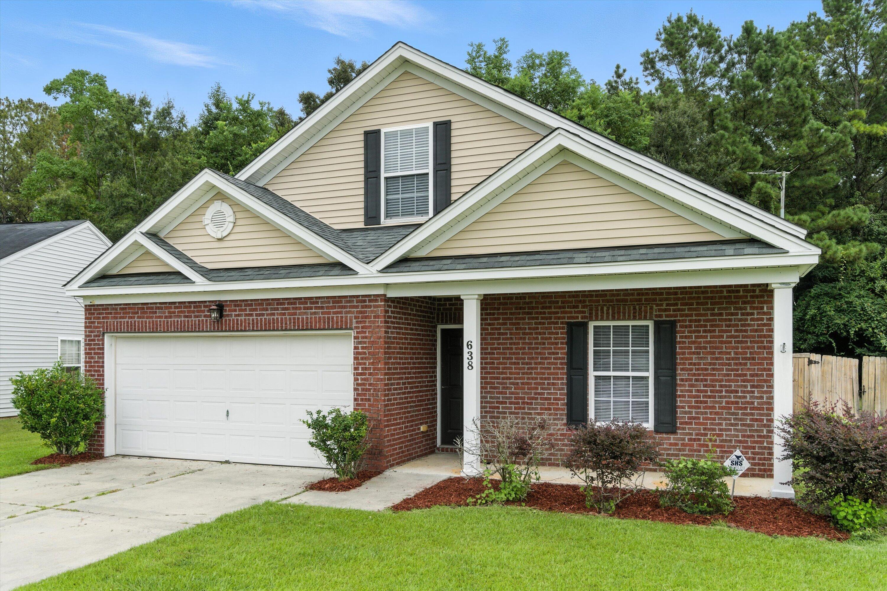 638 English Oak Circle