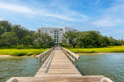 Photo of 108 Fairbanks Oak Alley #201, Charleston, SC 29492 (MLS # 25022534)