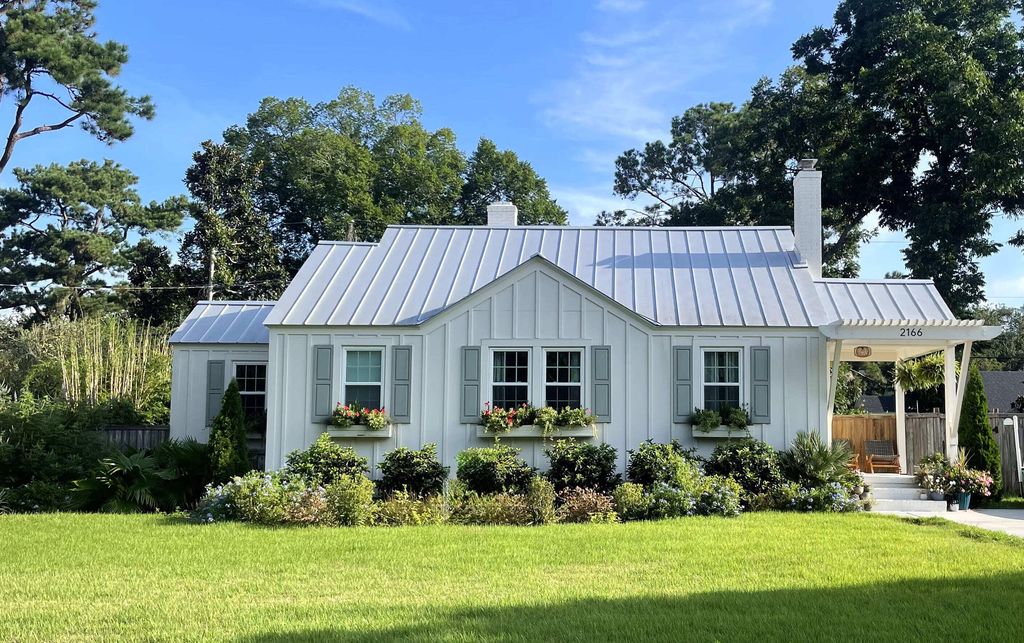 Photo of 2166 Saint James Drive, Charleston, SC 29412 (MLS # 26011946)