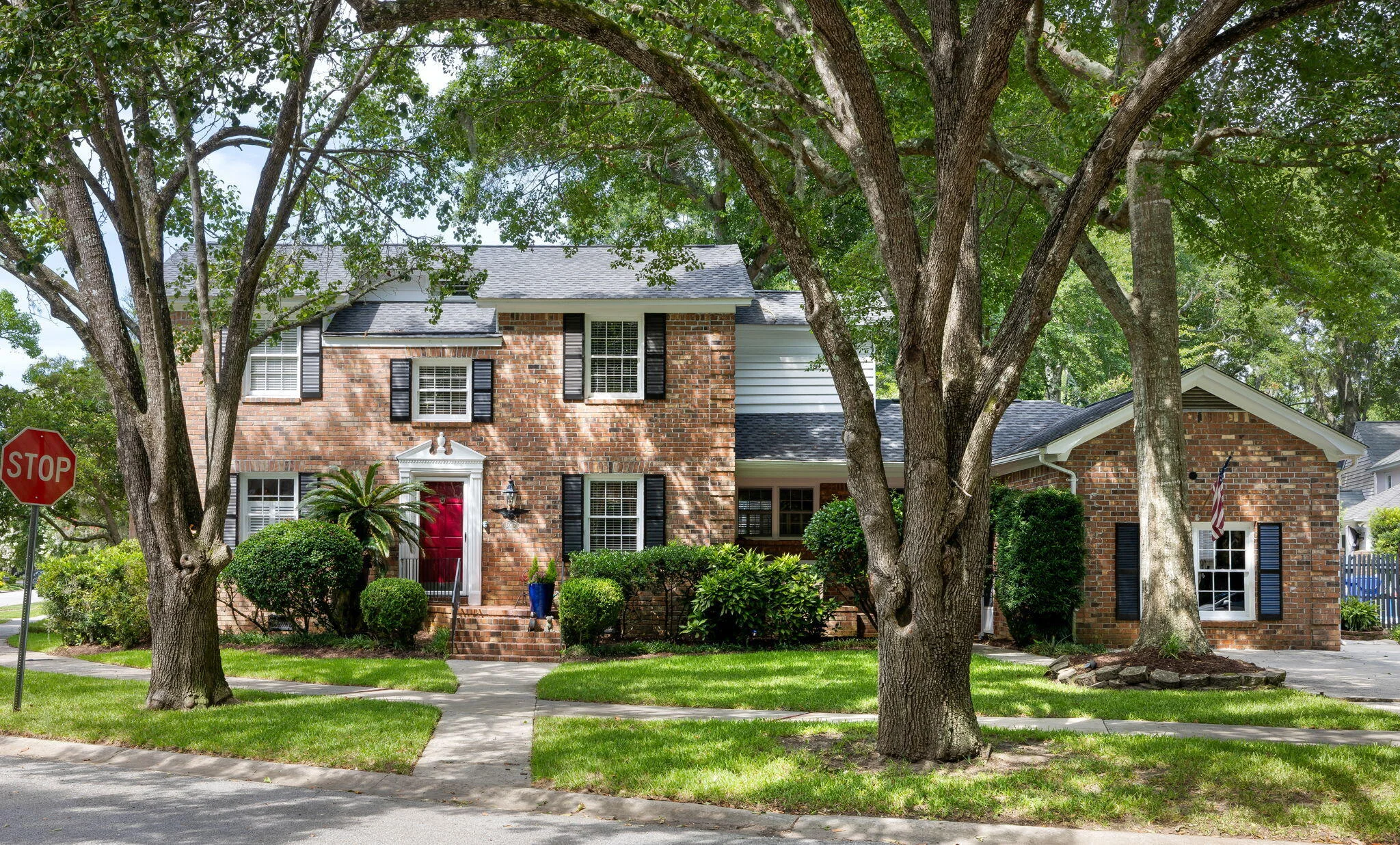 1067 Loyalist Lane