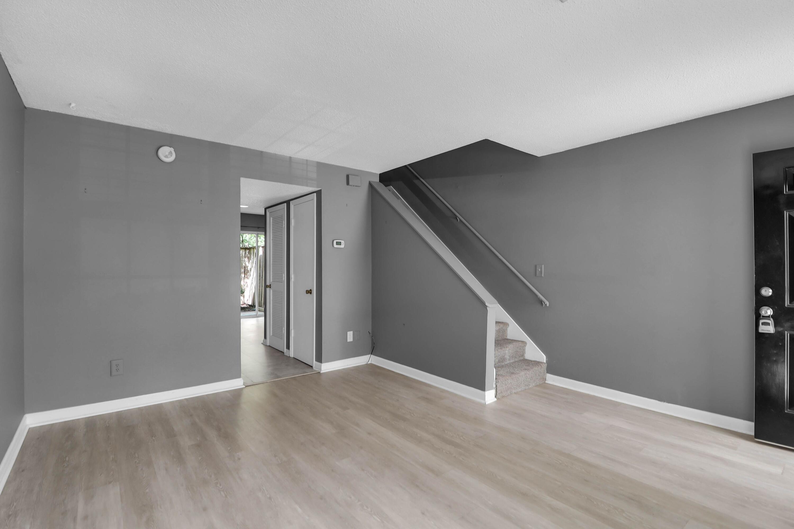 507 Stinson Drive 7f