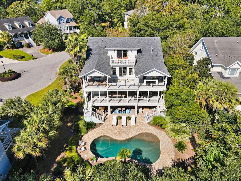 Photo of 1635 Bull Creek Lane, Charleston, SC 29414 (MLS # 26013664)