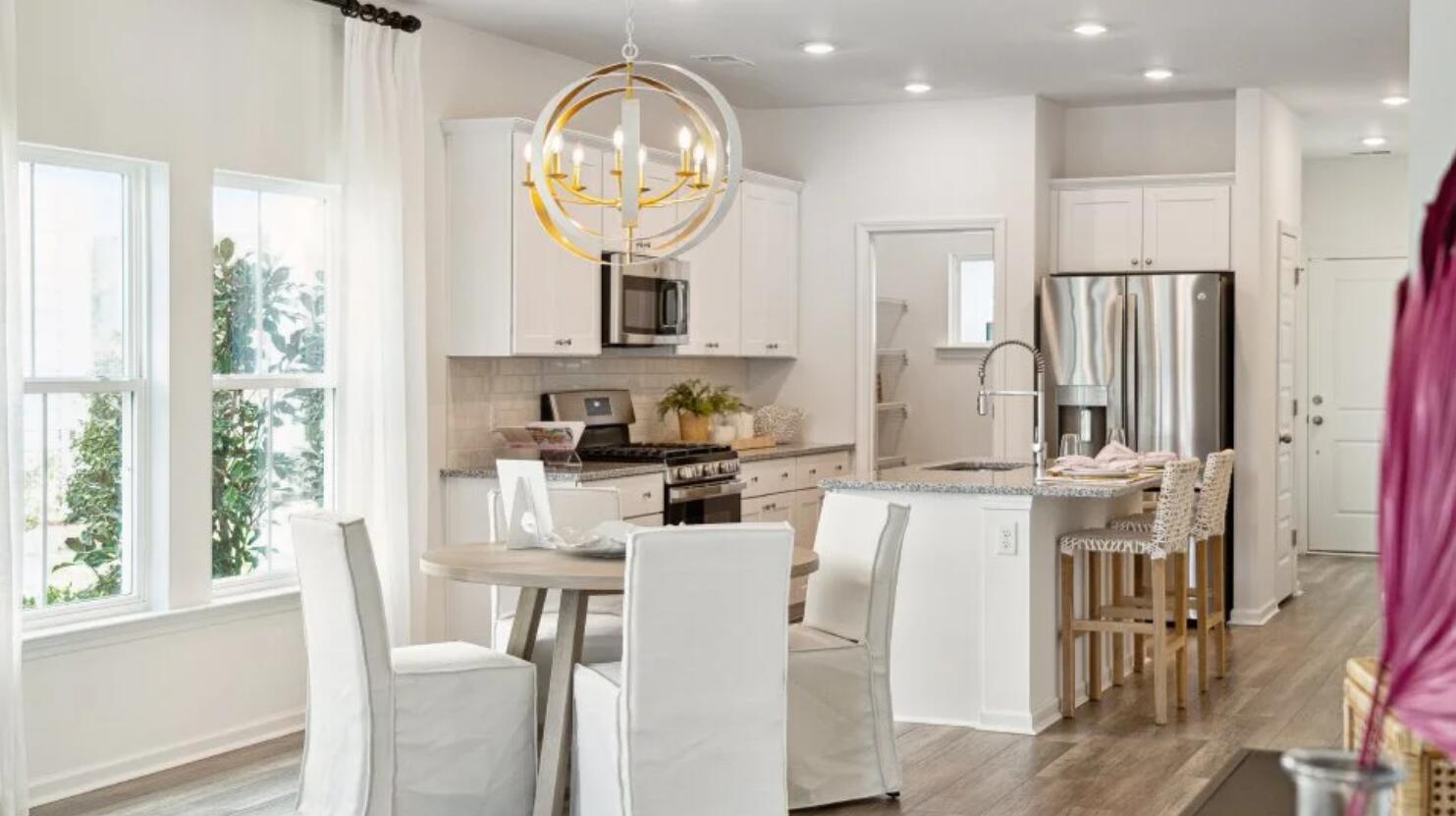 112 Slipper Shell Street