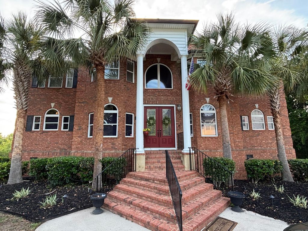 Photo of 106 Abrum Court, Goose Creek, SC 29445 (MLS # 26013644)