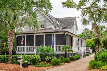 407 Royall Avenue Mount Pleasant SC 29464