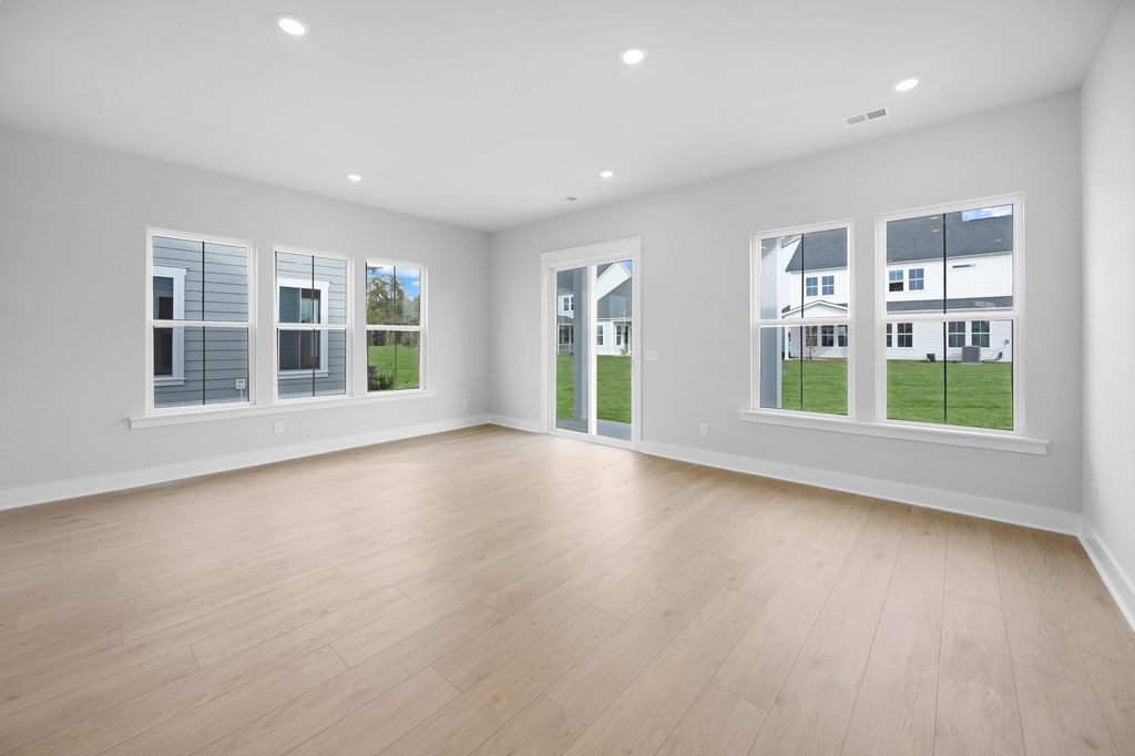 Photo of 404 Bluebird Bend Street, Summerville, SC 29486 (MLS # 26013836)