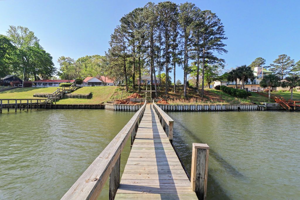 Photo of 214 Bennette Street, Eutawville, SC 29048 (MLS # 26008748)