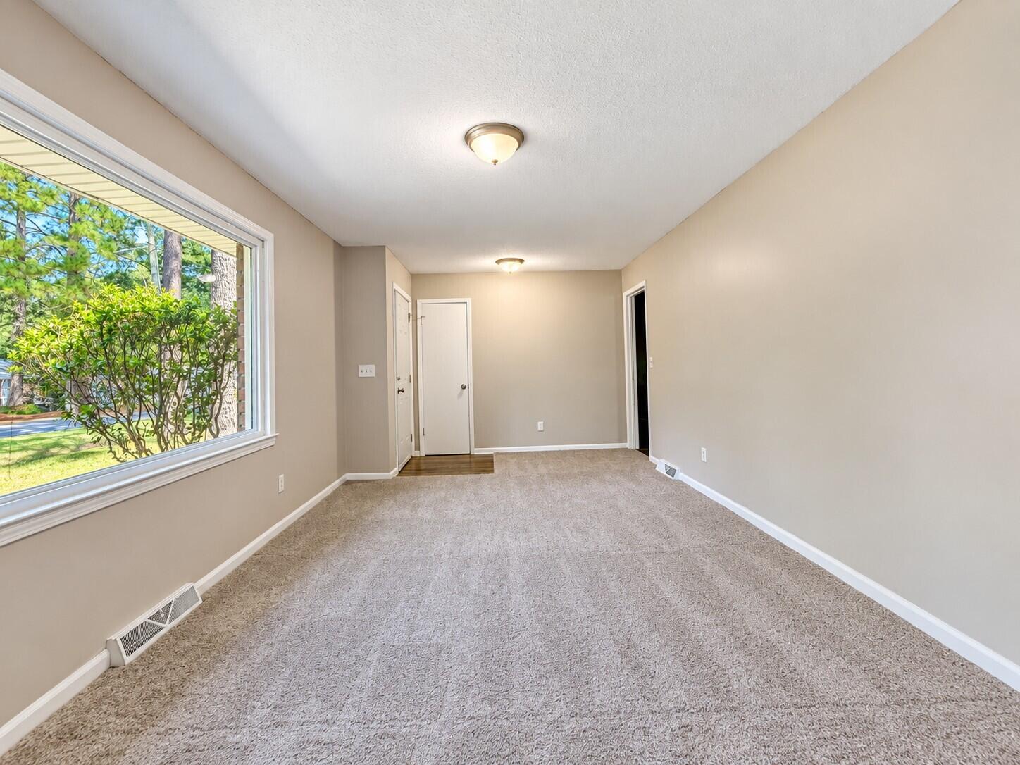 133 White Boulevard