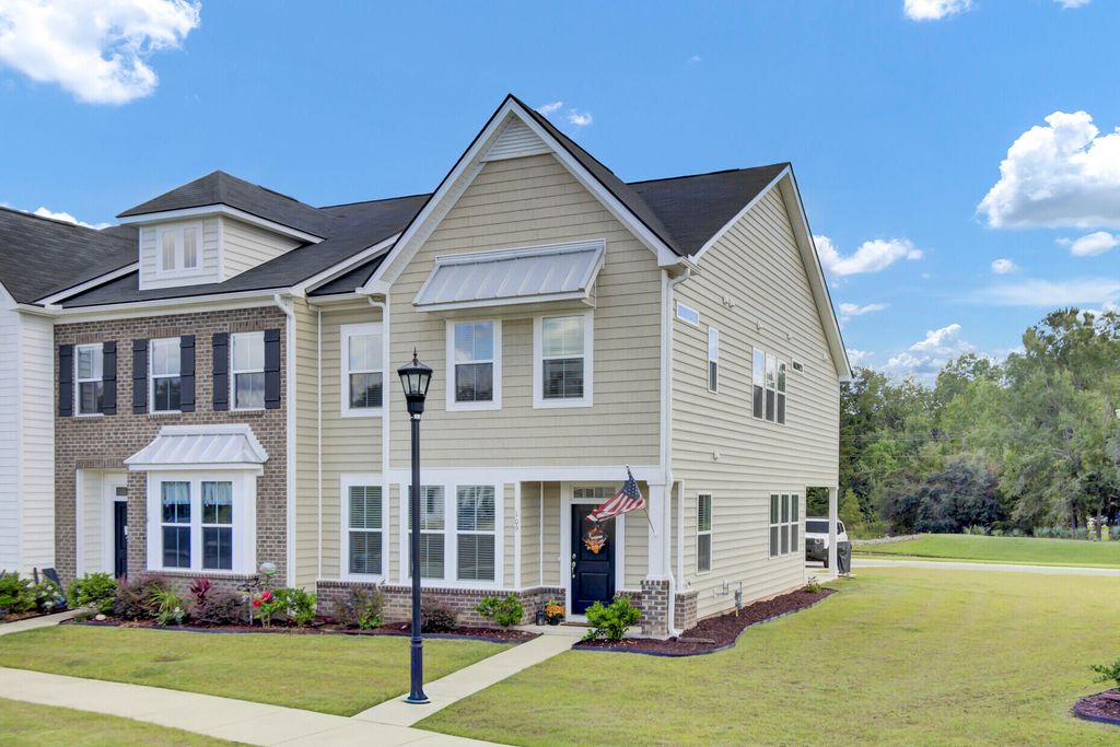 Photo of 109 Pine Gate Drive, Summerville, SC 29483 (MLS # 25027471)