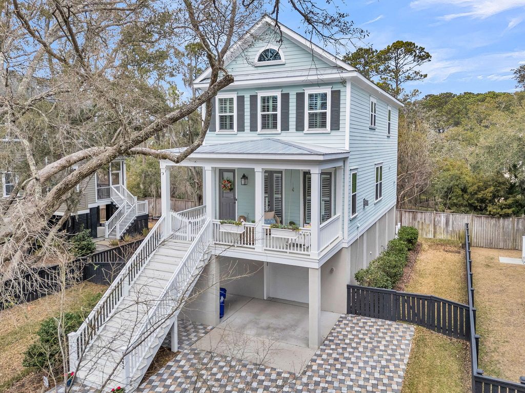 Photo of 1442 Eutaw Battalion Drive, Charleston, SC 29412 (MLS # 26006163)
