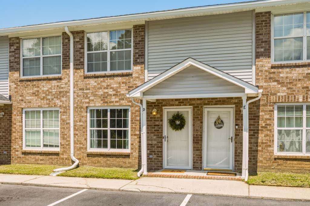 Photo of 508 Arlington Drive #D, Charleston, SC 29414 (MLS # 26023114)