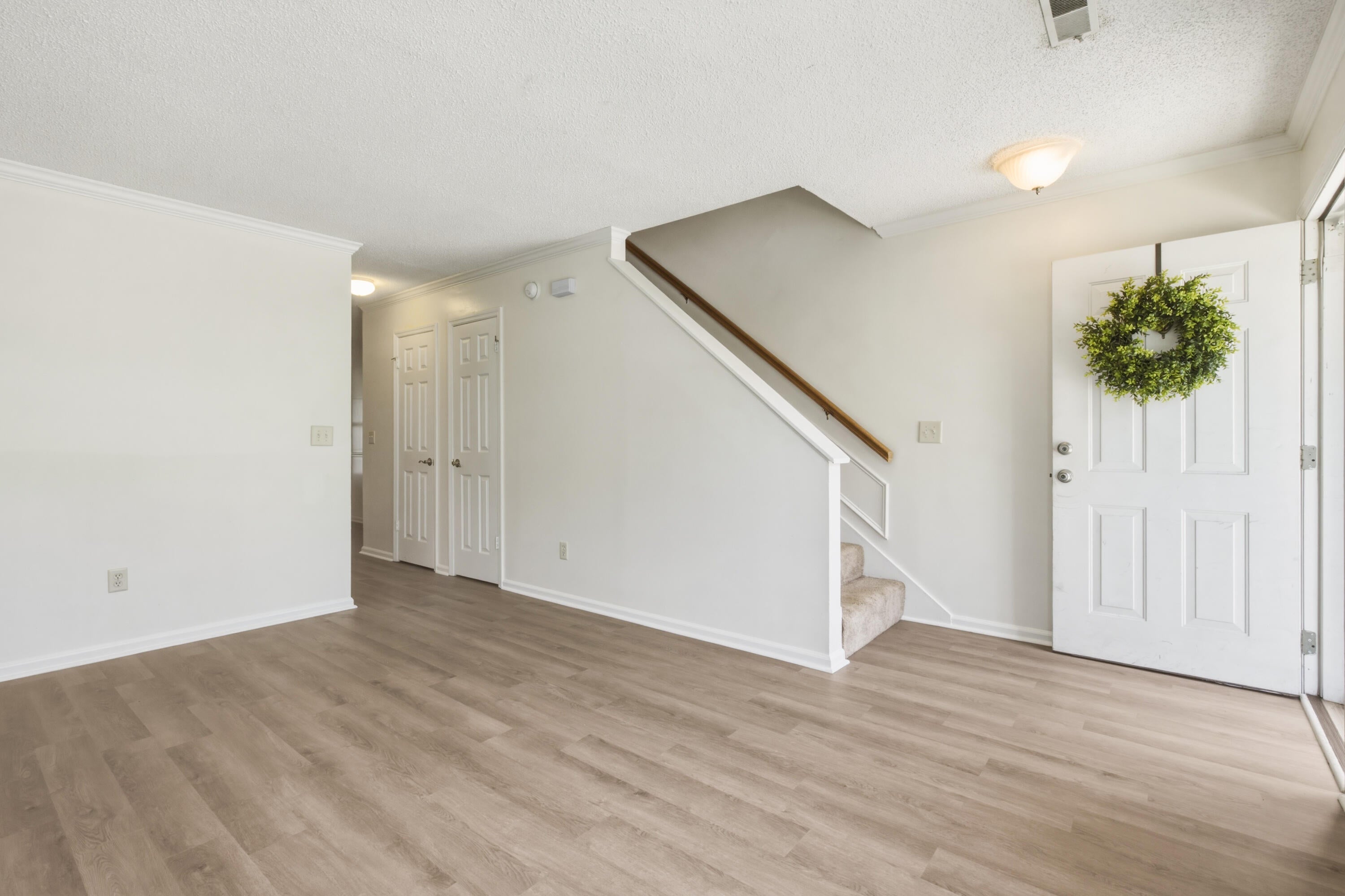 508 Arlington Drive D