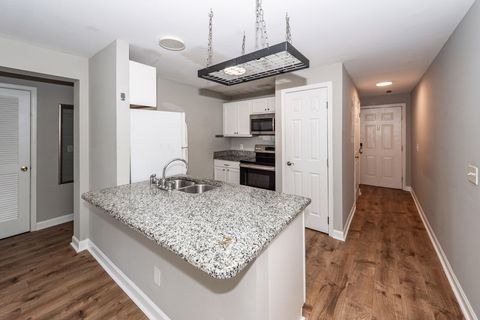 Photo of 1530 Fort Johnson Road #3j, Charleston, SC 29412 (MLS # 25030800)