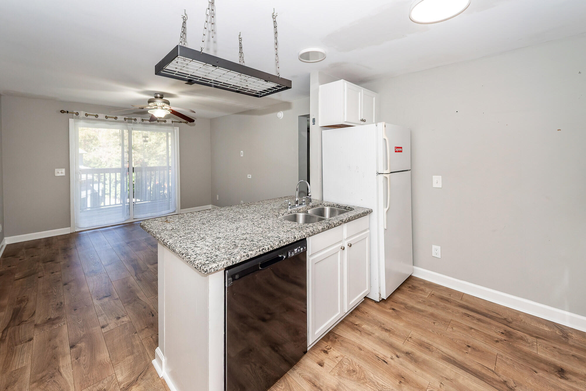 1530 Fort Johnson Road 3j