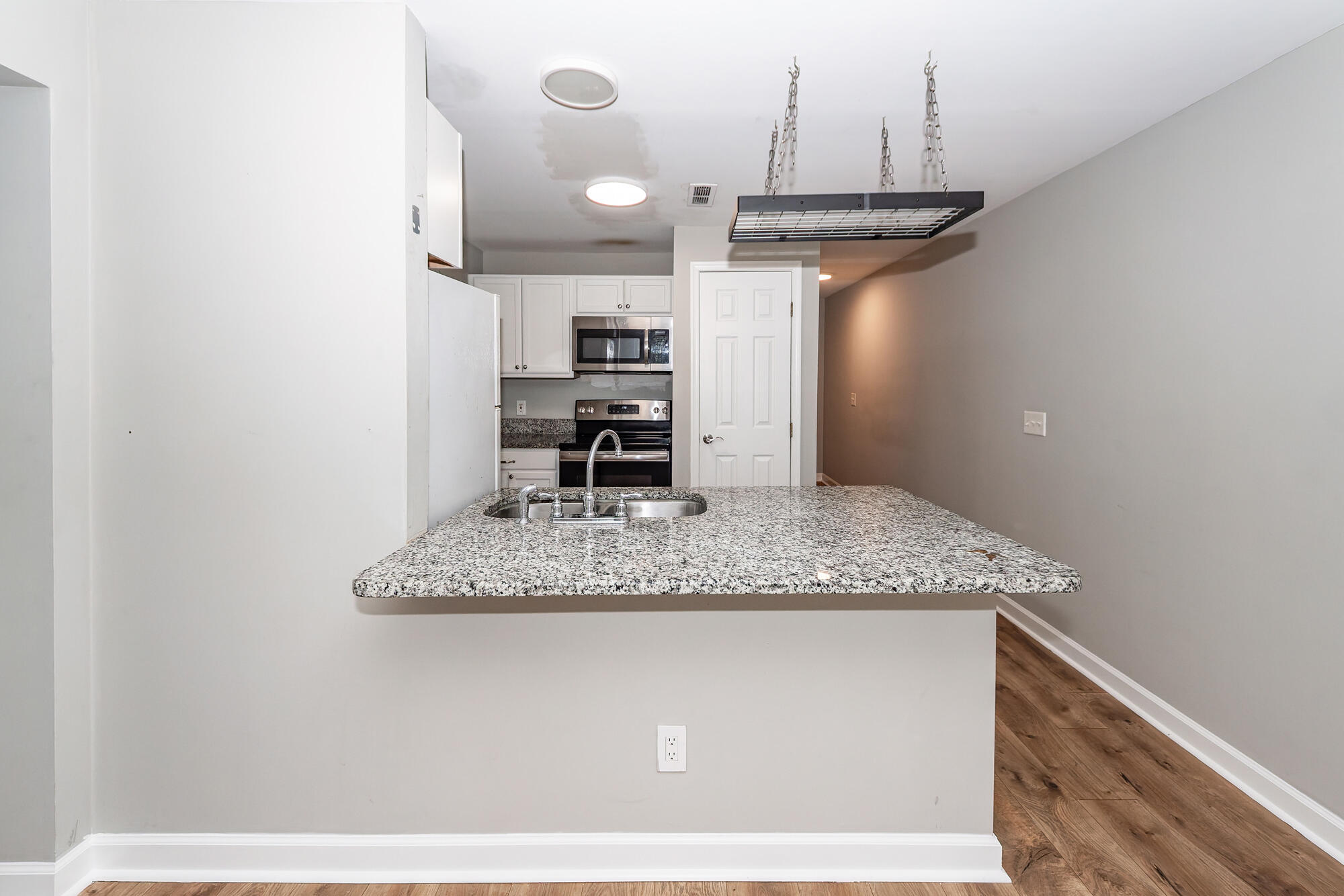 1530 Fort Johnson Road 3j