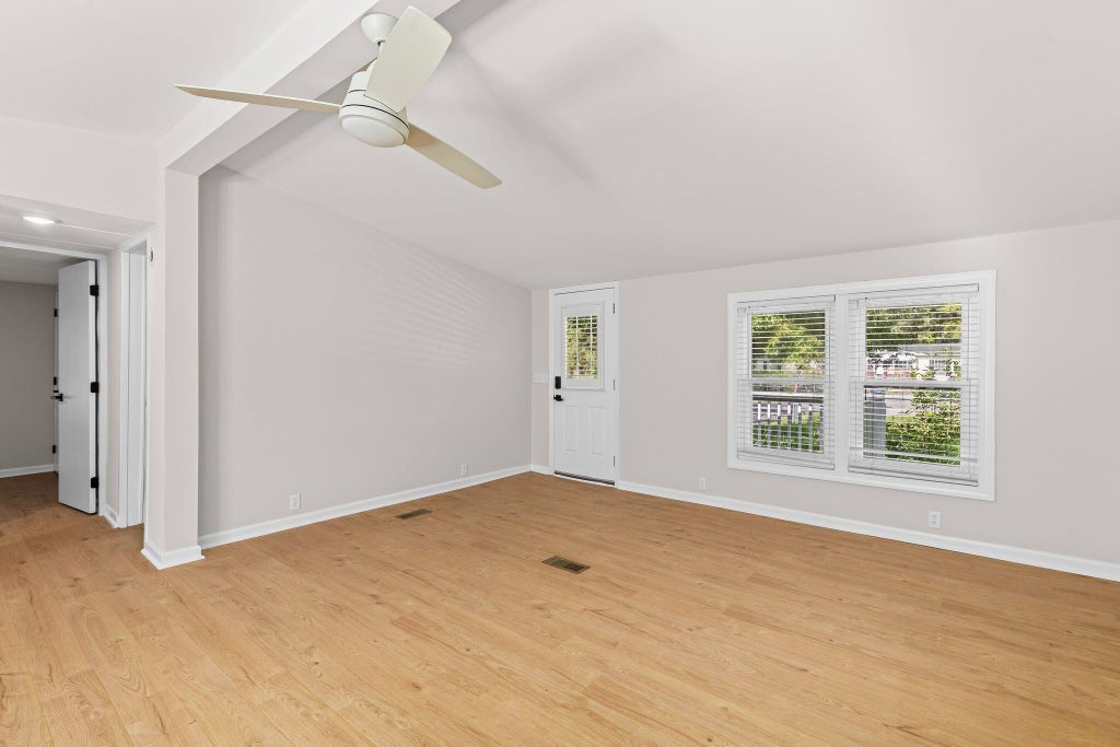 Photo of 173 George Keen Drive, Summerville, SC 29483 (MLS # 26028122)