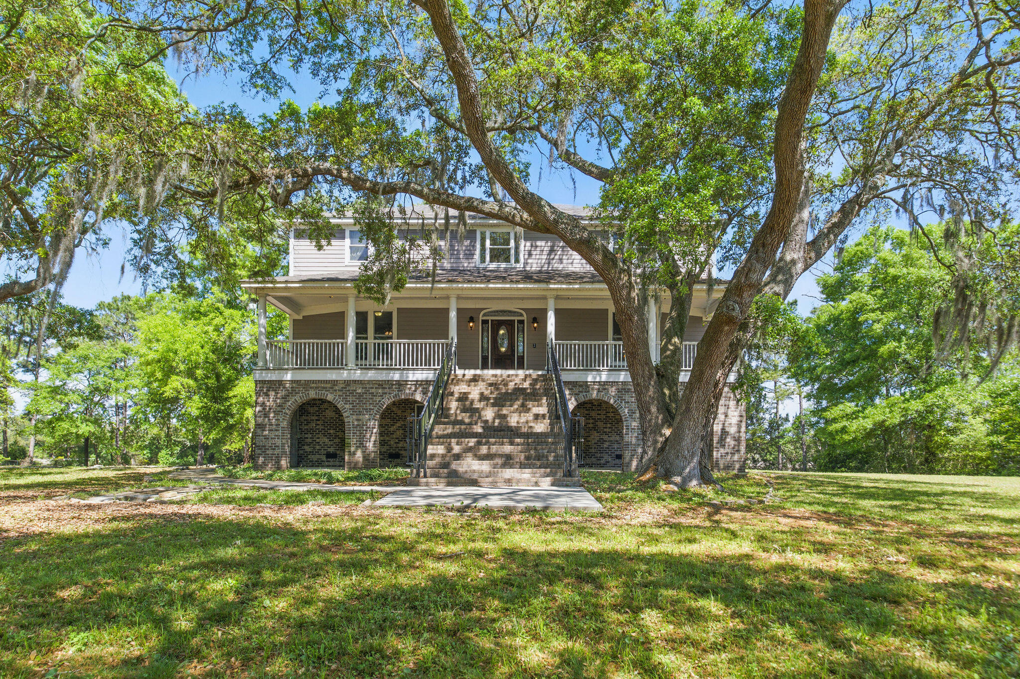 5569 Frisco Lane