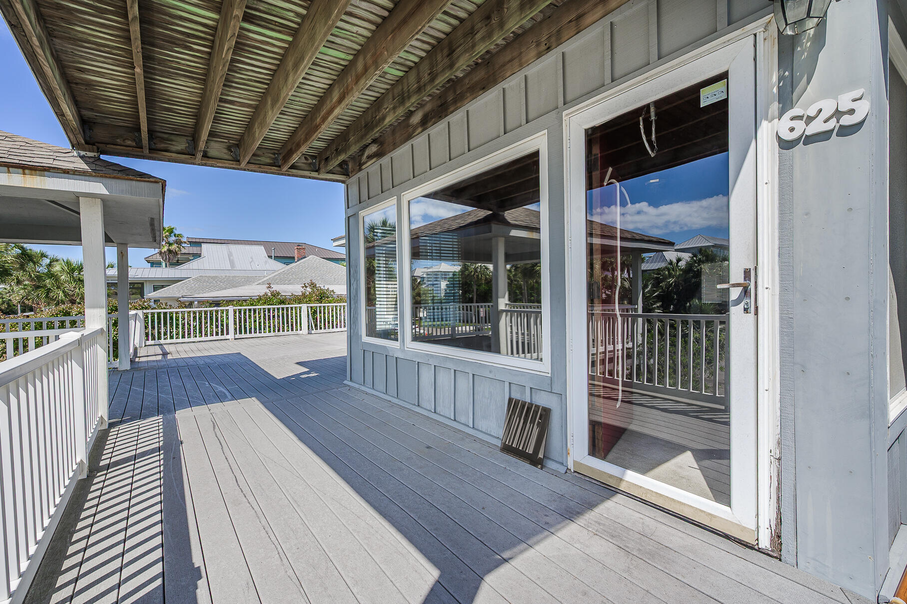 625 Ocean Boulevard