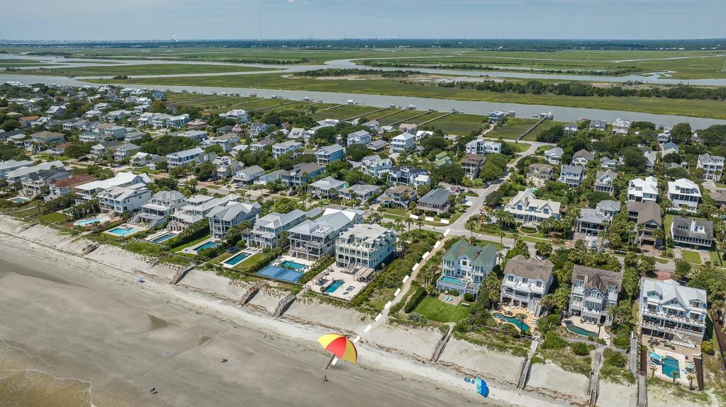 Photo of 625 Ocean Boulevard, Isle of Palms, SC 29451 (MLS # 25011924)