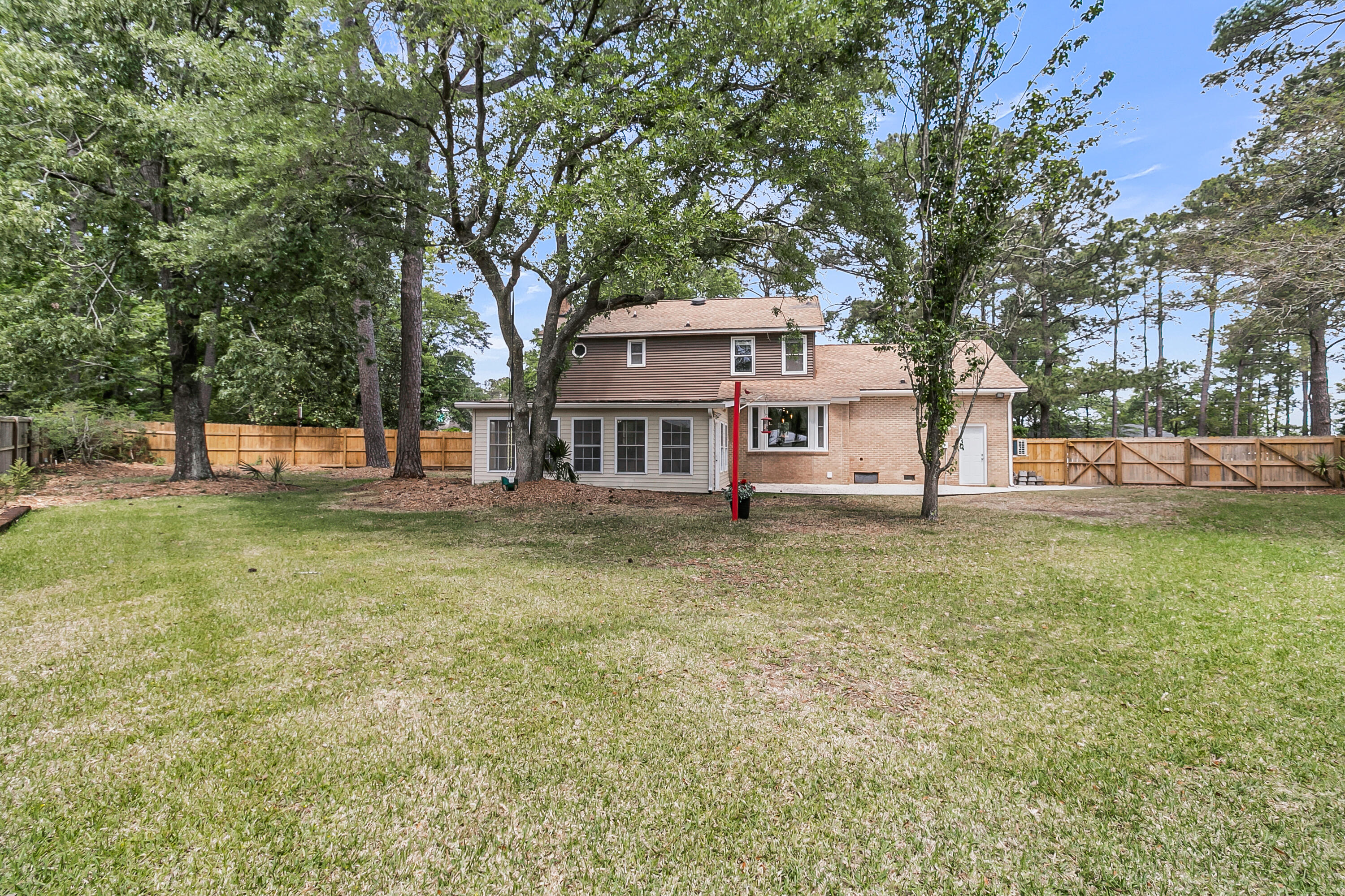 1541 Hutton Place
