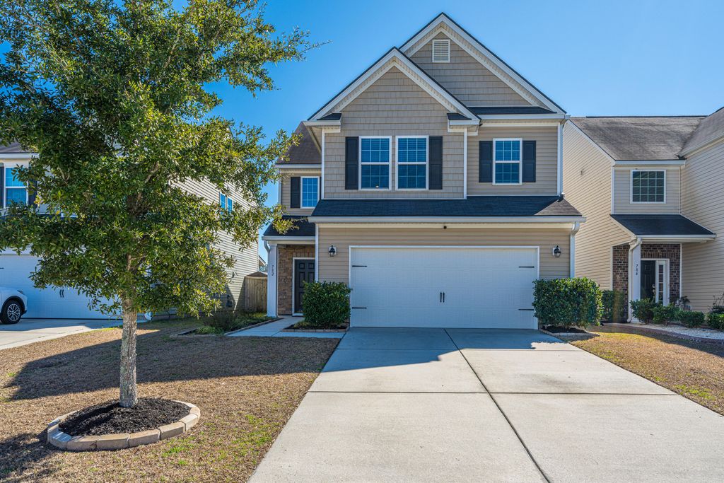 Photo of 782 Redbud Lane, Summerville, SC 29486 (MLS # 26004862)