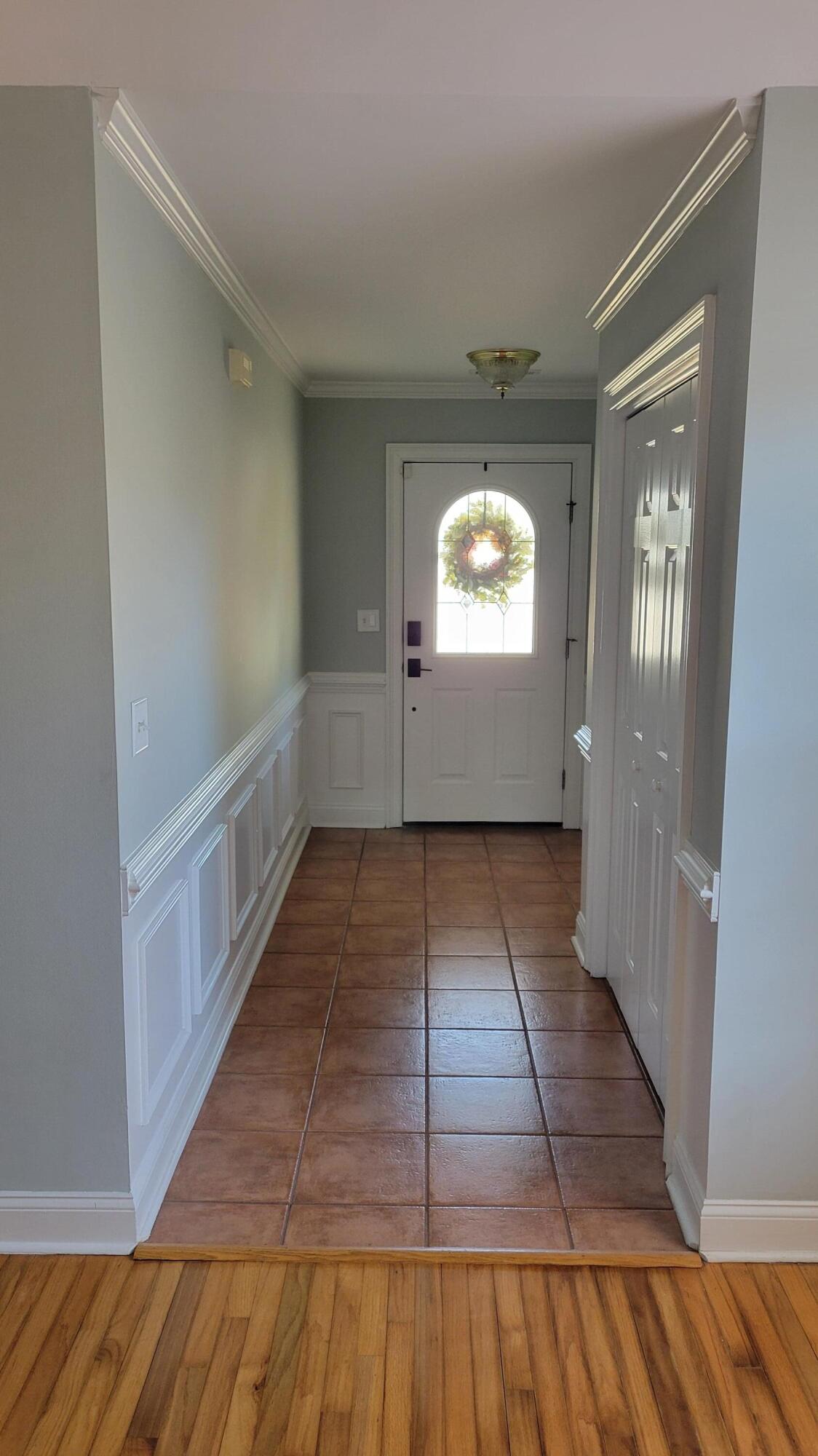 1333 Mapleton Avenue