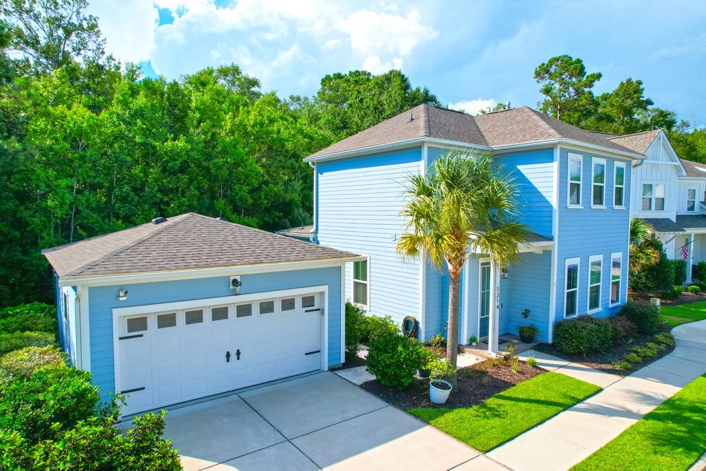 Photo of 1214 Max Lane, Mount Pleasant, SC 29466 (MLS # 25023835)