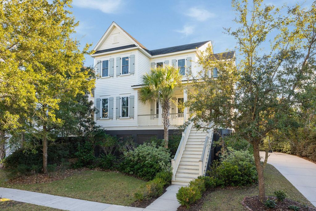 Photo of 1239 Smythe Street, Charleston, SC 29492 (MLS # 25032536)