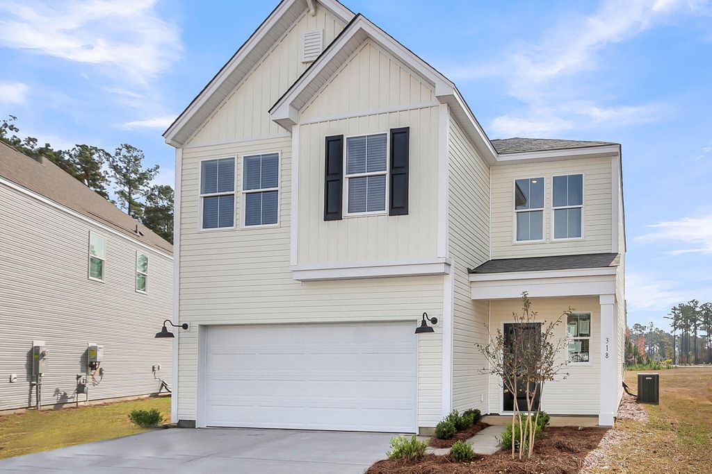 Photo of 319 Clipper Court, Summerville, SC 29486 (MLS # 26001026)