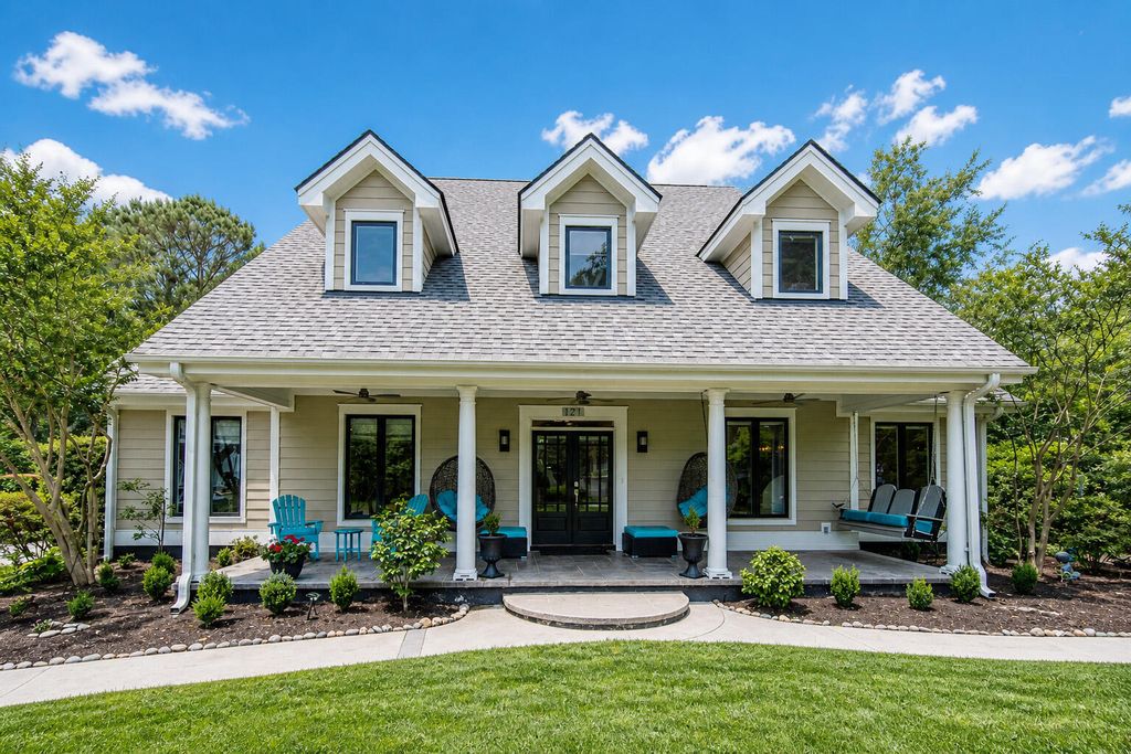 Photo of 121 Berkshire Drive, Charleston, SC 29492 (MLS # 26012732)