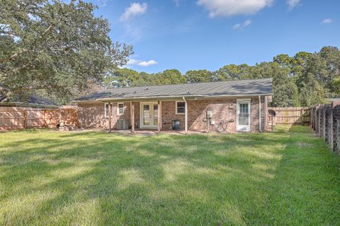 A home in Summerville