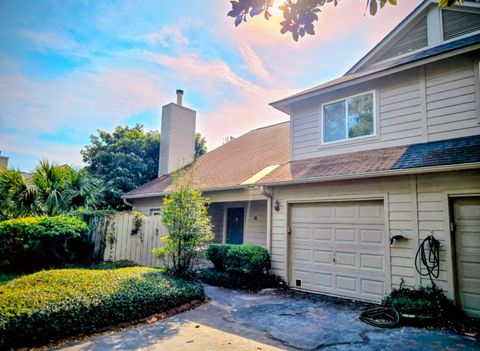 13 Maplecrest Drive Charleston SC 29412