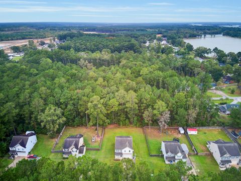 A home in Moncks Corner